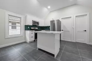 107-32 108th St, Richmond Hill, NY 11419 - Photo 13