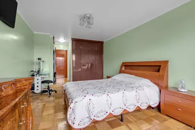 61-20 Grand Central Parkway #A307, Forest Hills, NY 11375 - Photo 9