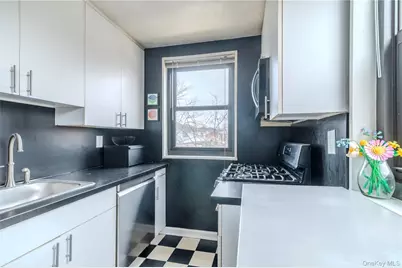 15822 16th Avenue #6-64, Whitestone, NY 11357 - Photo 7