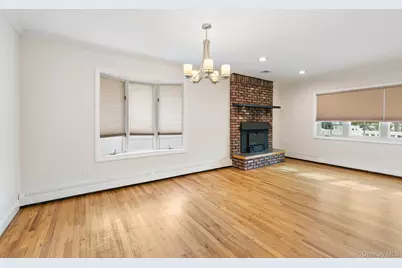 1334 Lake Shore Drive, Massapequa Park, NY 11762 - Photo 7