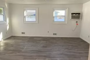 107 Morton Blvd, Plainview, NY 11803 - Photo 5