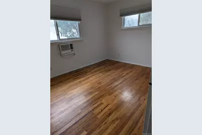 107 Morton Boulevard, Plainview, NY 11803 - Photo 7