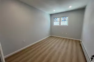 34-22 Brookside St, Little Neck, NY 11363 - Photo 5