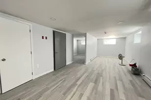 34-22 Brookside St, Little Neck, NY 11363 - Photo 9