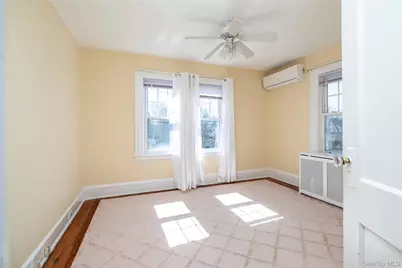 65 Jarvis Place, Lynbrook, NY 11563 - Photo 17