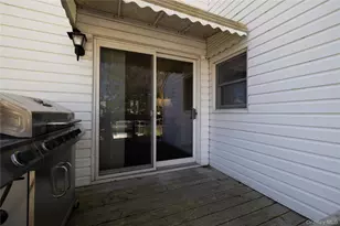 65 Jarvis Pl, Lynbrook, NY 11563 - Photo 19