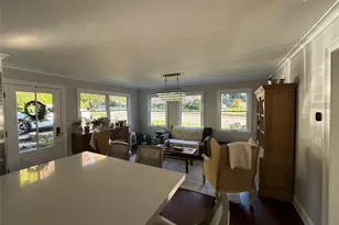 105 Myrtle Ave, Port Jefferson, NY 11777 - Photo 5