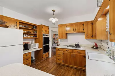 990 Three Waters Lane, Orient, NY 11957 - Photo 9
