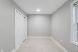 77 Robertson Ave, White Plains, NY 10606 - Photo 29