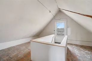 77 Robertson Ave, White Plains, NY 10606 - Photo 25