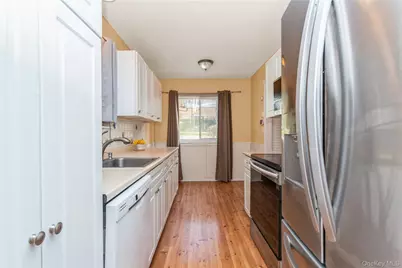 29 Heritage Hills #29D, Somers, NY 10589 - Photo 5