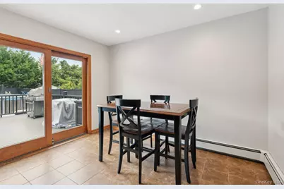 295 Silver Street, West Babylon, NY 11704 - Photo 11