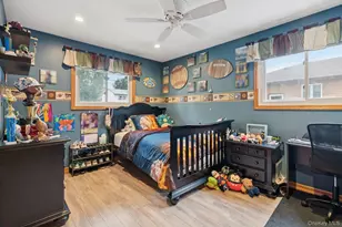 295 Silver St, West Babylon, NY 11704 - Photo 15