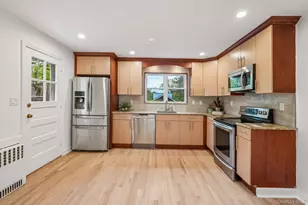20 Ravensdale Rd, Hastings on Hudson, NY 10706 - Photo 11