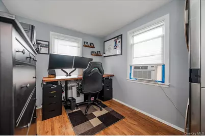 365 W Hudson Street, Long Beach, NY 11561 - Photo 11