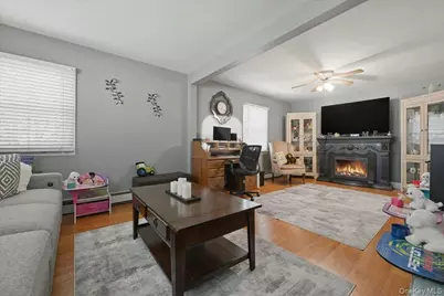 2 Squirrel Drive, East Rockaway, NY 11518 - Photo 9