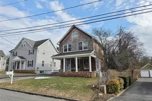 54 Cocks Ln, Locust Valley, NY 11560 - Photo 3