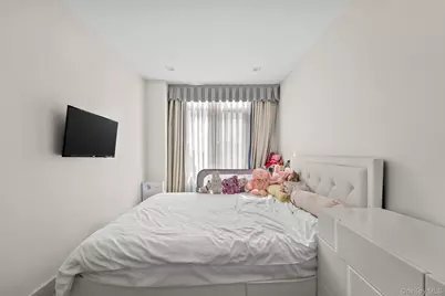 4162 Bowne Street #5A, Flushing, NY 11355 - Photo 9