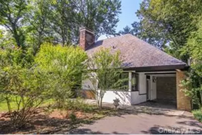 112 Kingsbury Road, New Rochelle, NY 10804 - Photo 1