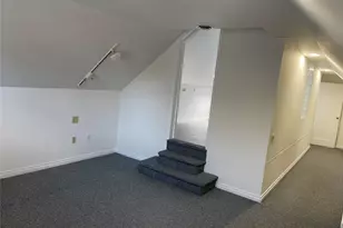 8 Cameron Ln, Valley Stream, NY 11581 - Photo 29