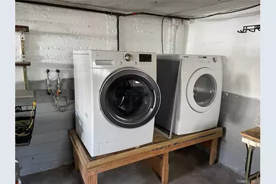 8 Cameron Lane, Valley Stream, NY 11581 - Photo 25