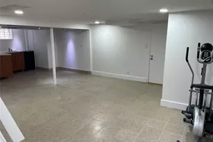 8 Cameron Ln, Valley Stream, NY 11581 - Photo 21