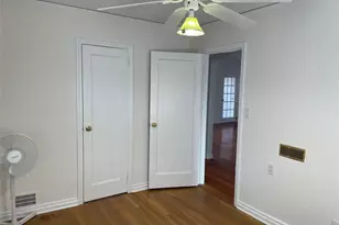 8 Cameron Ln, Valley Stream, NY 11581 - Photo 17