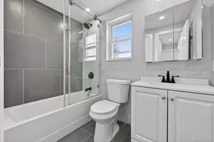 194-50 Murdock Ave, Saint Albans, NY 11412 - Photo 9