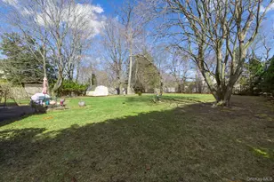 23 Village Ln, Hauppauge, NY 11788 - Photo 25