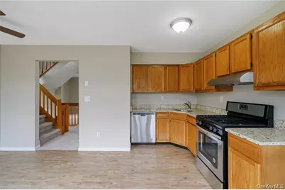 42 Mayer Drive, Middletown, NY 10940 - Photo 5