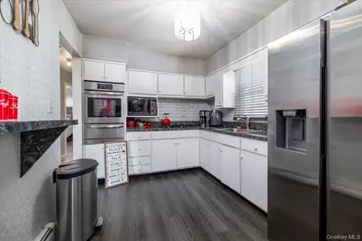 33 Lukens Avenue, Brentwood, NY 11717 - Photo 7