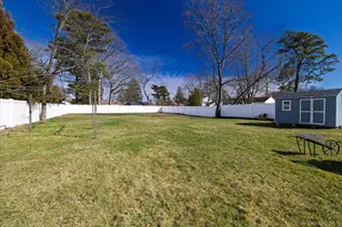 33 Lukens Ave, Brentwood, NY 11717 - Photo 19