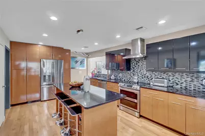 14 Regent Place, Roslyn, NY 11576 - Photo 11