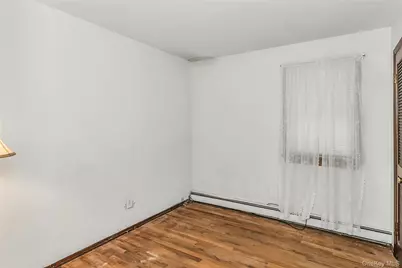 512 Elm Street, West Hempstead, NY 11552 - Photo 17