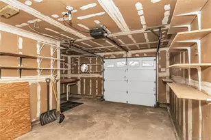 512 Elm St, West Hempstead, NY 11552 - Photo 25