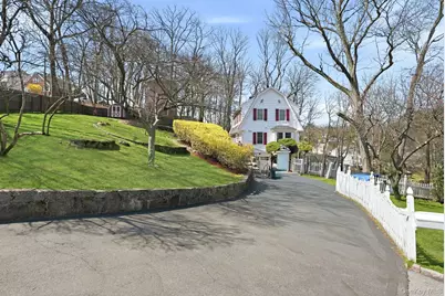 68 Allen Street, Dobbs Ferry, NY 10522 - Photo 3