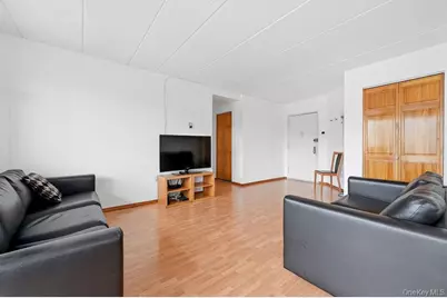 133-36 41st Road #7F, Flushing, NY 11355 - Photo 3