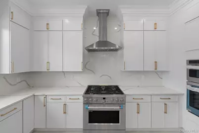 25909 81st Avenue, Glen Oaks, NY 11004 - Photo 5