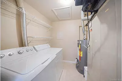 113 Birchwood Road #113, Medford, NY 11763 - Photo 13