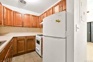 14-24 Astoria Blvd, Astoria, NY 11102 - Photo 5