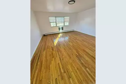 15184 17th Road, Whitestone, NY 11357 - Photo 3