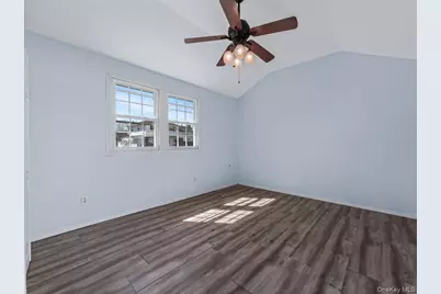 2 Hyannis Court, East Rockaway, NY 11518 - Photo 11