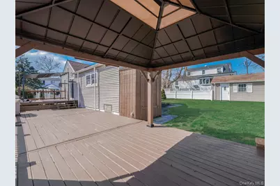 2 Hyannis Court, East Rockaway, NY 11518 - Photo 15