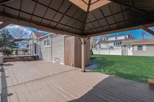 2 Hyannis Ct, East Rockaway, NY 11518 - Photo 15