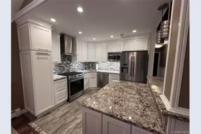 33 Bass Court, Manorville, NY 11949 - Photo 11