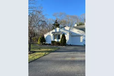 33 Bass Court, Manorville, NY 11949 - Photo 3