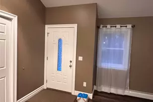 33 Bass Ct, Manorville, NY 11949 - Photo 5