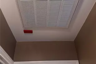 33 Bass Ct, Manorville, NY 11949 - Photo 21