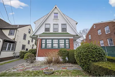 3512 Utopia Parkway, Flushing, NY 11358 - Photo 3