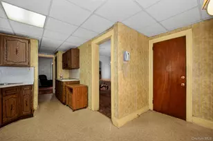 35-12 Utopia Pkwy, Flushing, NY 11358 - Photo 13